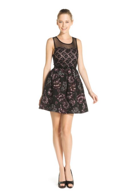 Robe dentelle noire et rose