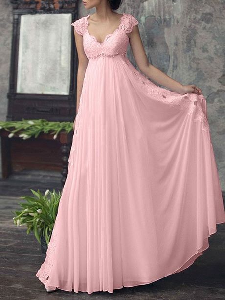 Robe longue avec dentelle en haut