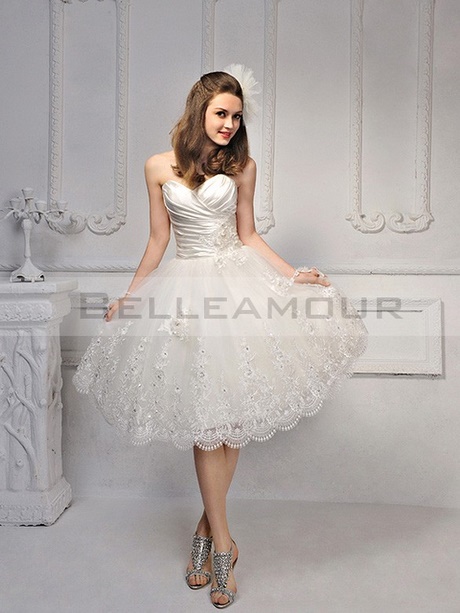 Robe de mariee courte blanche