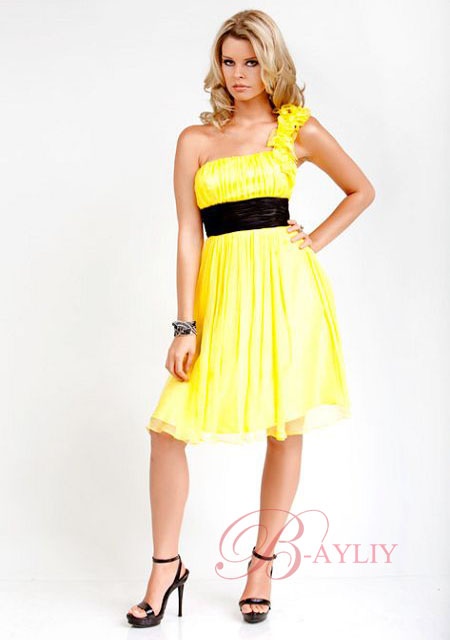 Robe jaune et noir