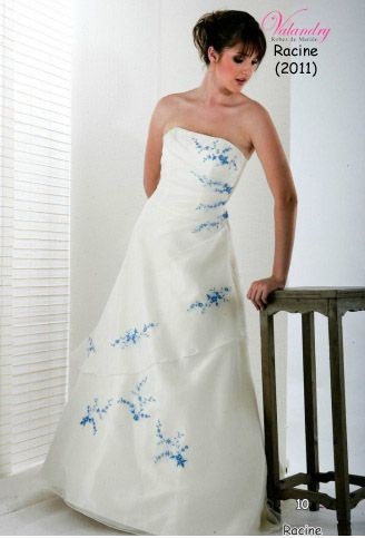 Robe mariee bleu et blanche