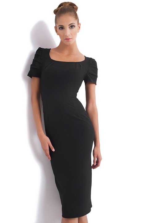 Robe noire fourreau