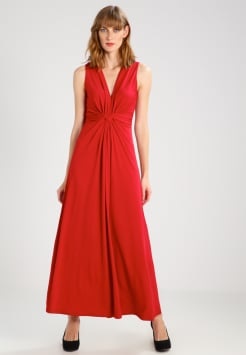 Robe rouge courte manche longue