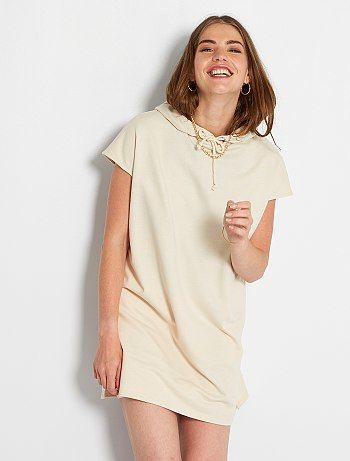 Robe beige simple