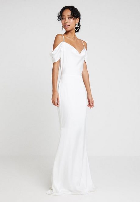 Robe blanche tres classe