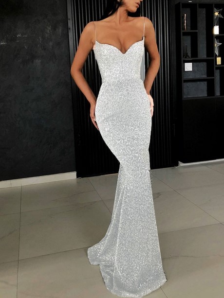 Robe blanche tres classe