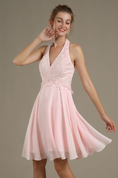 Robe courte rose poudrée