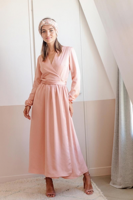 Robe rose pale fluide