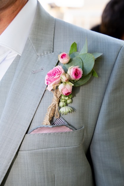 Costume marié gris et rose