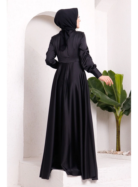 Modèle robe de soirée noire