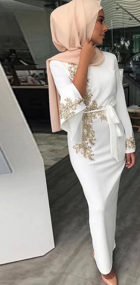 Robe blanche longue de soirée