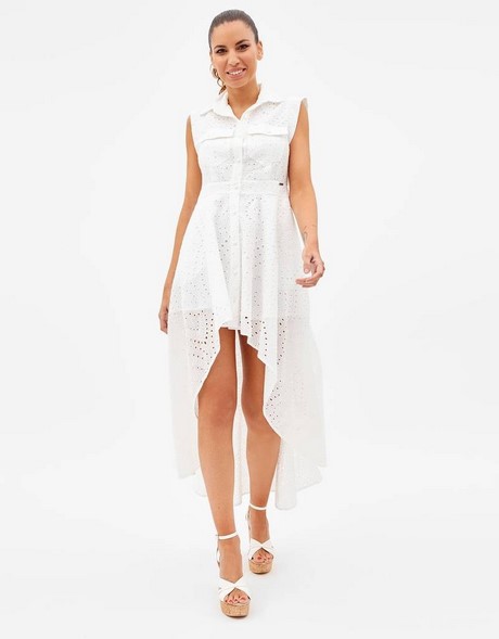 Robe blanche longue simple