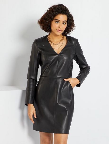 Robe en cuir noir pour femme