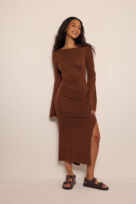 Robe marron manche longue