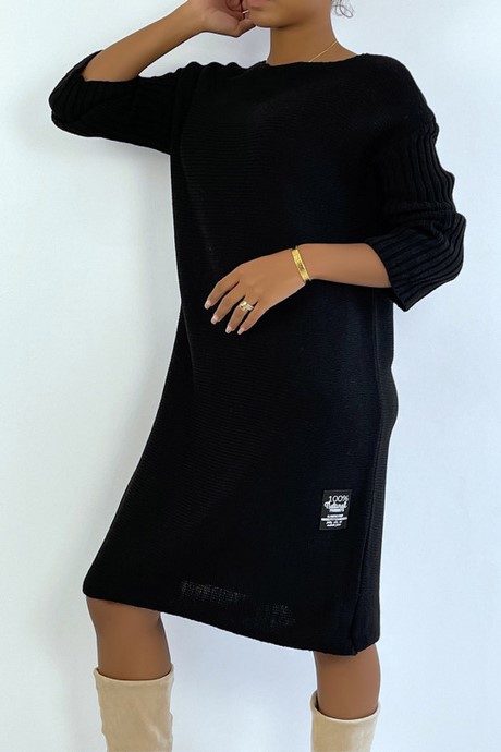 Robe noire en laine