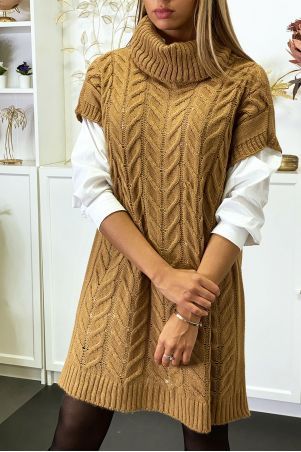 Robe pull en laine torsadée