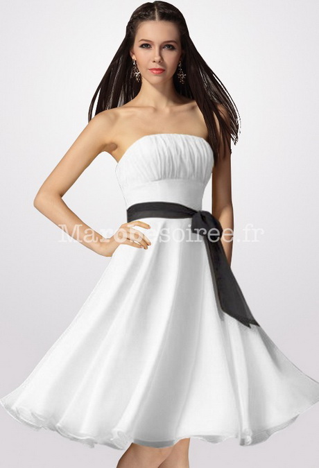 Robe courte noir et blanche