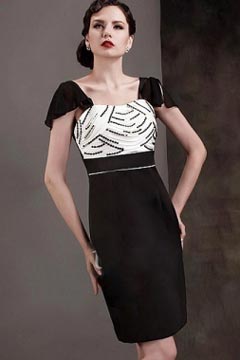 Robe noir classique courte