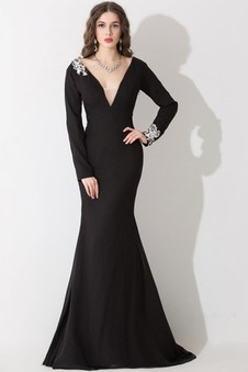 Robe noire longue manches longues