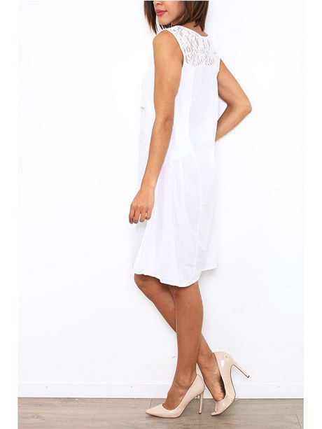 Robe blanche fluide femme