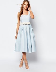 Robe bleu pastel