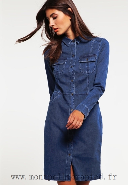 Robe jean cintrée