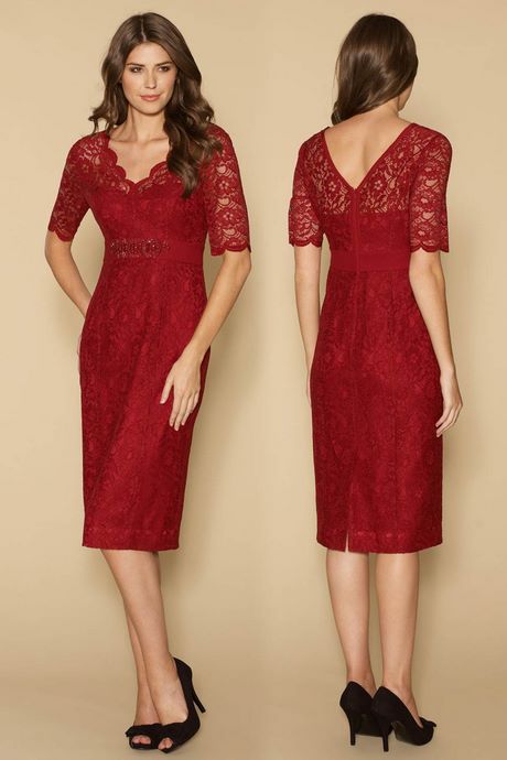 Robe cocktail rouge dentelle