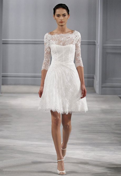 Robe de mariée courte dentelle pas cher