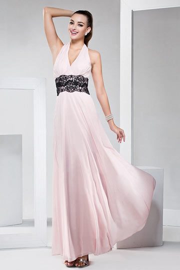 Robe dentelle rose pastel