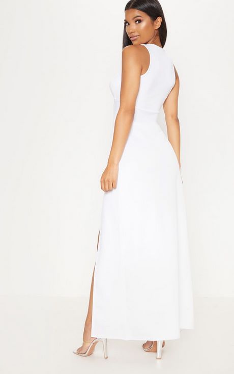 Robe longue blanche fendue