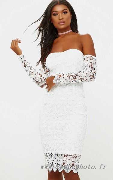 Robe mi longue blanche dentelle