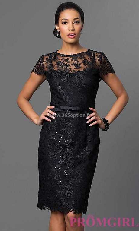 Robe noire manche courte dentelle