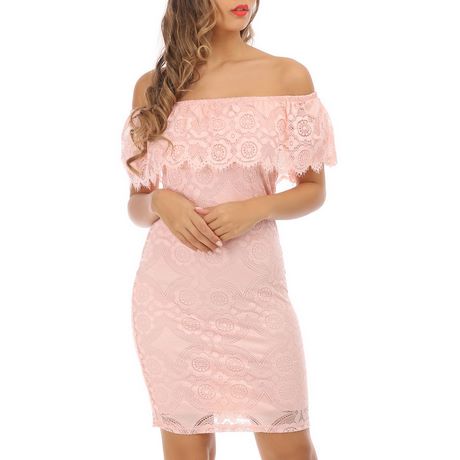 Robe rose a dentelle