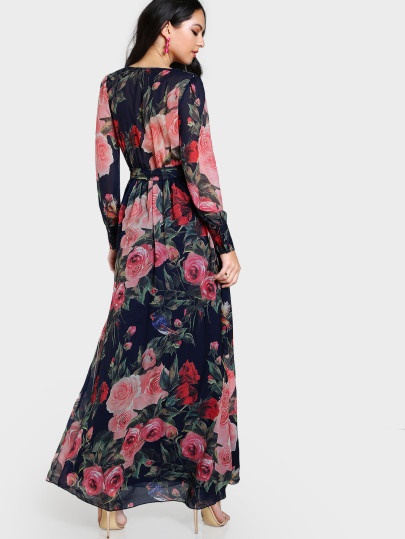 Robe avec des roses