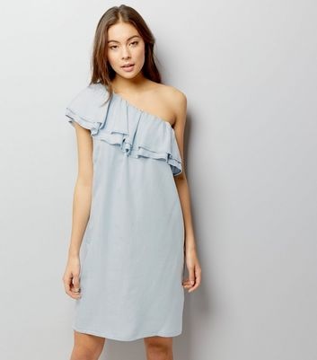 Robe bleu clair