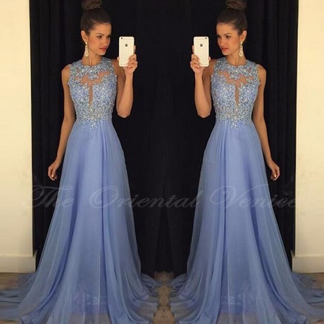 Robe bleu clair