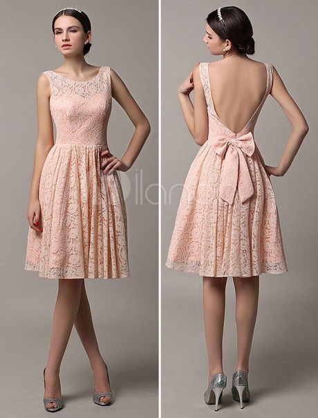 Robe chic rose poudrée