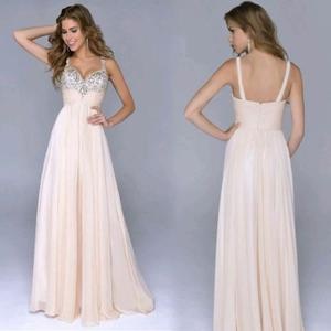 Robe de cocktail longue rose pale