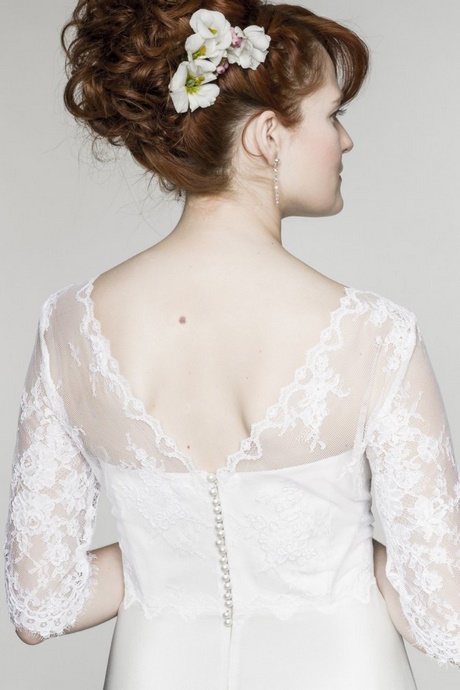 Robe de mariée bustier manche dentelle