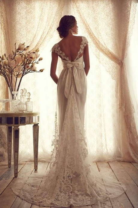 Robe de mariée dos nu et dentelle