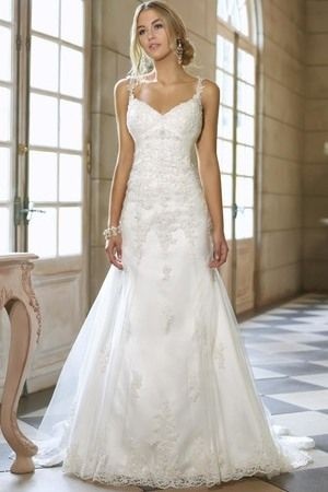 Robe fourreau dentelle mariage