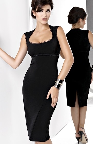 Robe fourreau noire longue