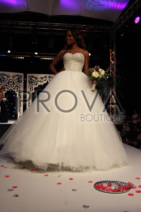 Robe mariée princesse strass