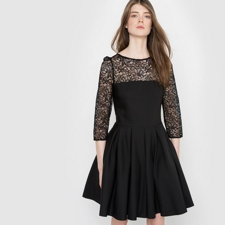 Robe noire genoux