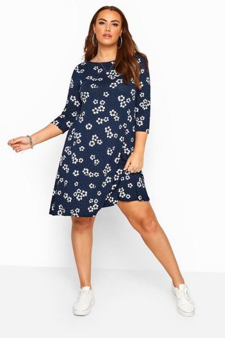 Robe pois bleu marine