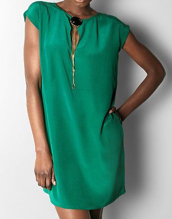 Robe en soie verte