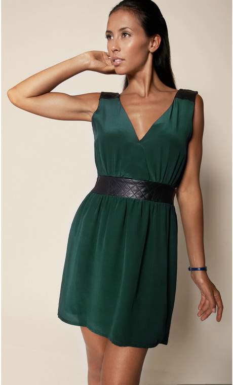 Robe noire et verte