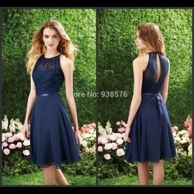 Robe bleu courte devant longue derriere