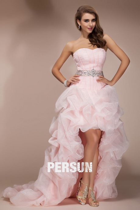 Robe courte devant longue derriere rose