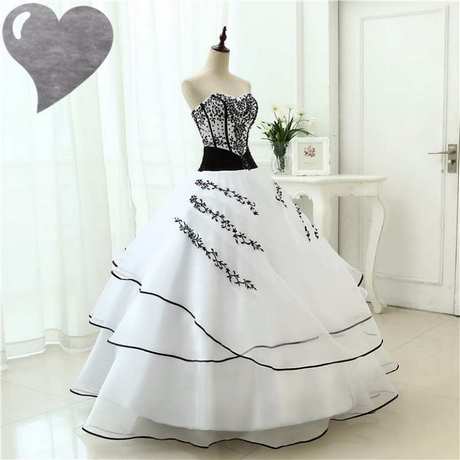 Robe de mariée noire et blanche